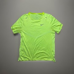 Men’s Nike Running Shirt Breathe Rise 365 Sz M Volt CZ9184-308