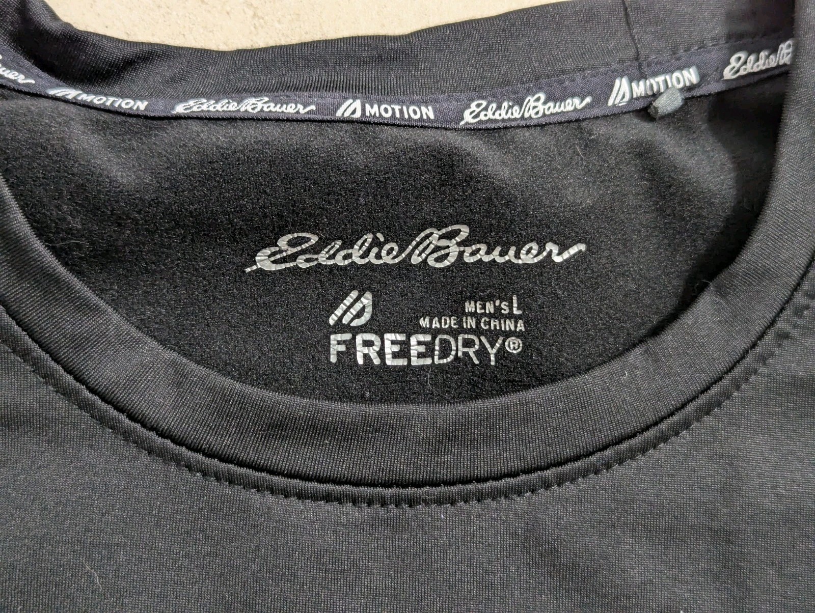 Eddie Bauer Men's Size Large FreeDry Athletic / Base Layer Top gallery