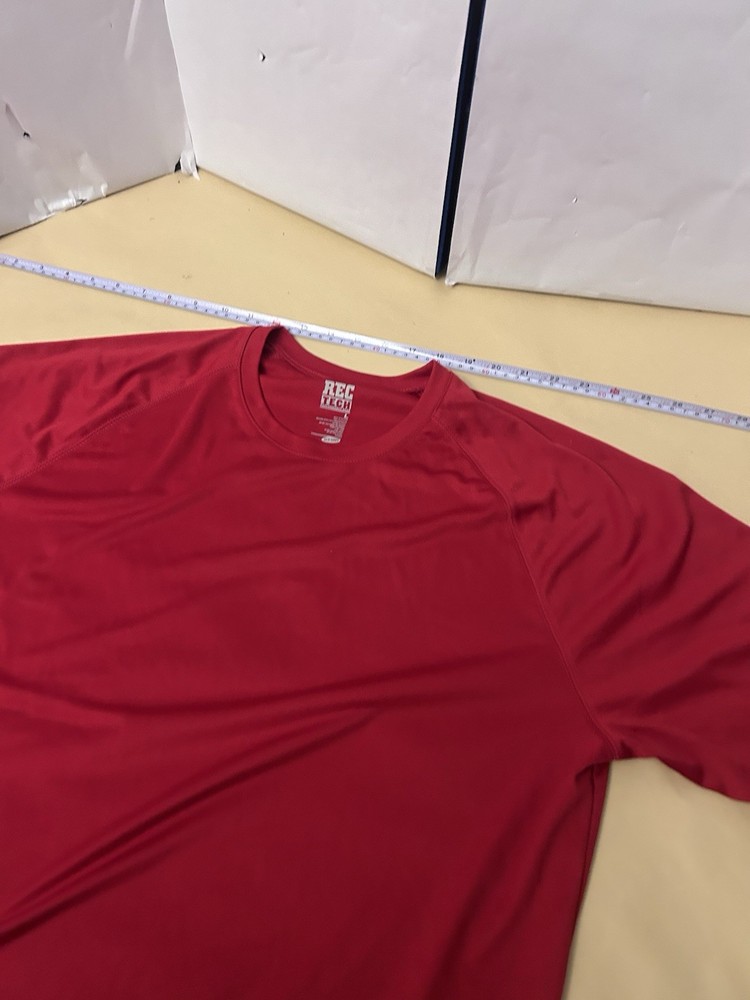 Old Navy Rec Tech Performance Gear Mens Large Red Tshirt
