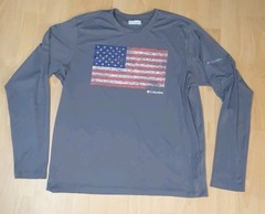 Columbia T Shirt Men’s Large Gray Long Sleeve American Flag Wood Grain Stretch L
