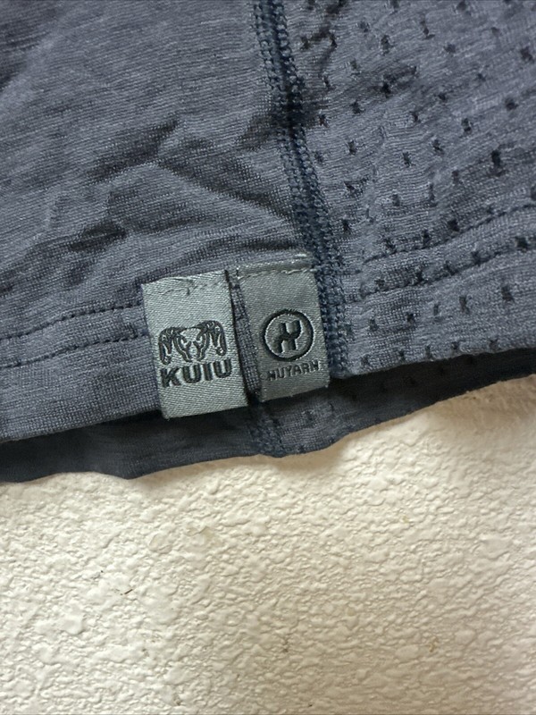 Kuiu Blue Pullover Base Layer Nuyarn Merino Wool L/S Hood 1/4 Zip Logo Sz M gallery