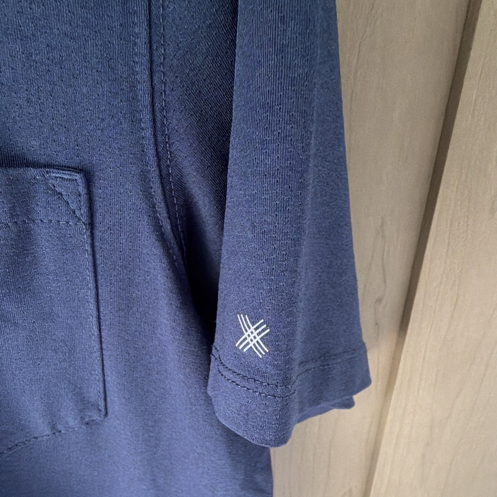Kenneth Cole Active T-Shirt S Blue Crew Neck Short Sleeve Pocket Logo Casual gallery