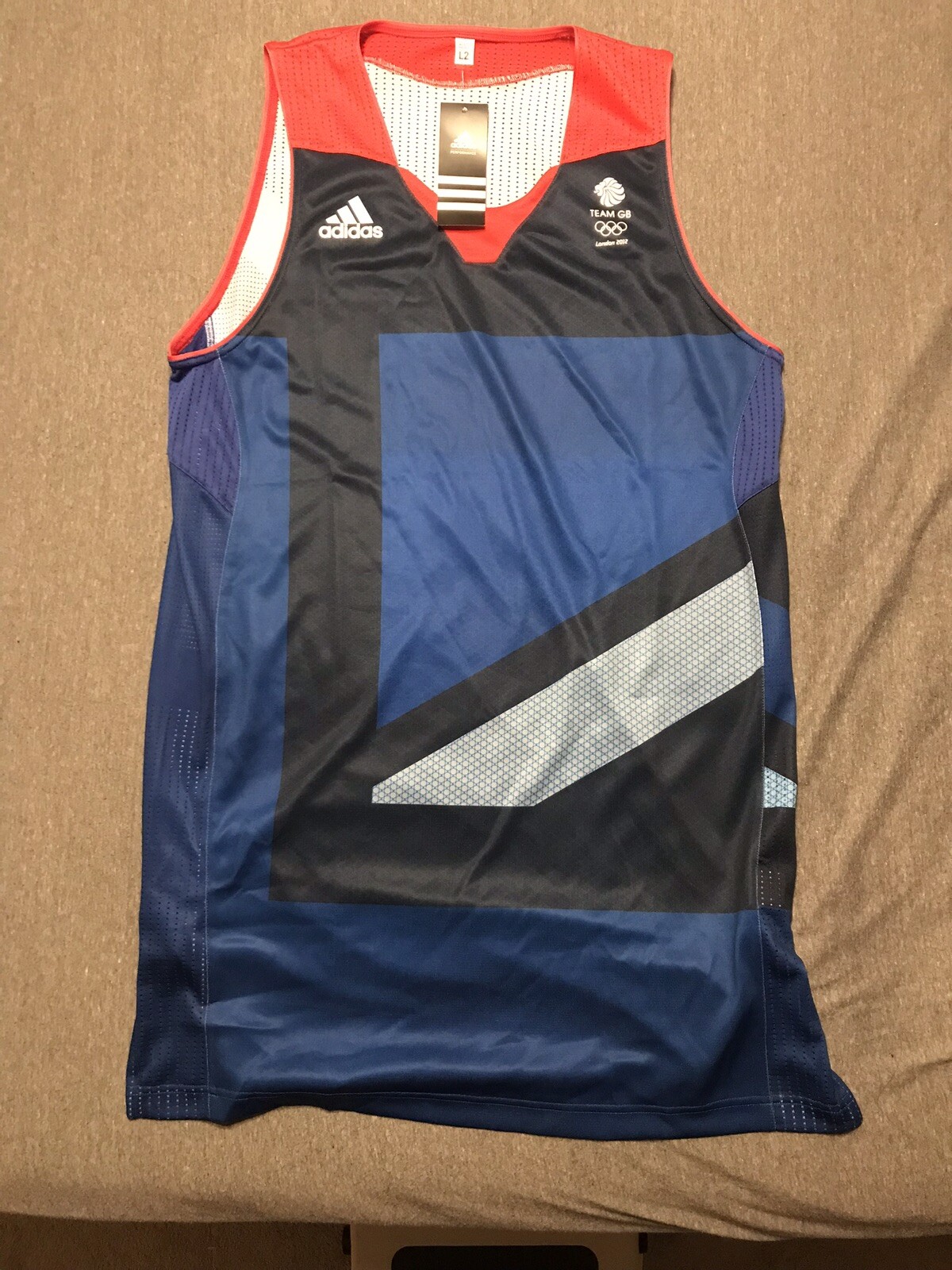 Adidas H/R Jersey Great Britain Basketball London Olympics 2012 BNWT Size L2 gallery