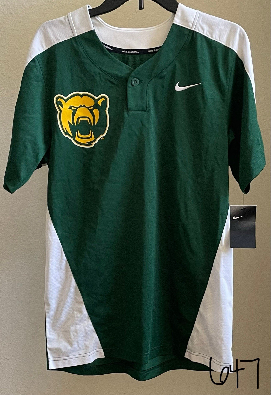 Nike Men’s Small Green, White & Yellow Baseball Jersey Shirt gallery