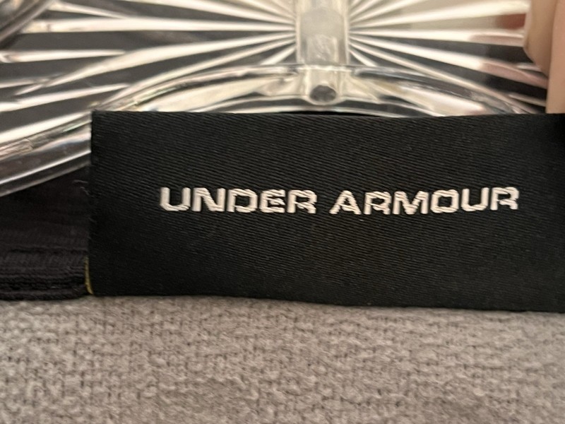 Under Armour 1/4 Zip Loose Pullover Mens Size 2XL Gray w/Black Accents 2016 EUC gallery