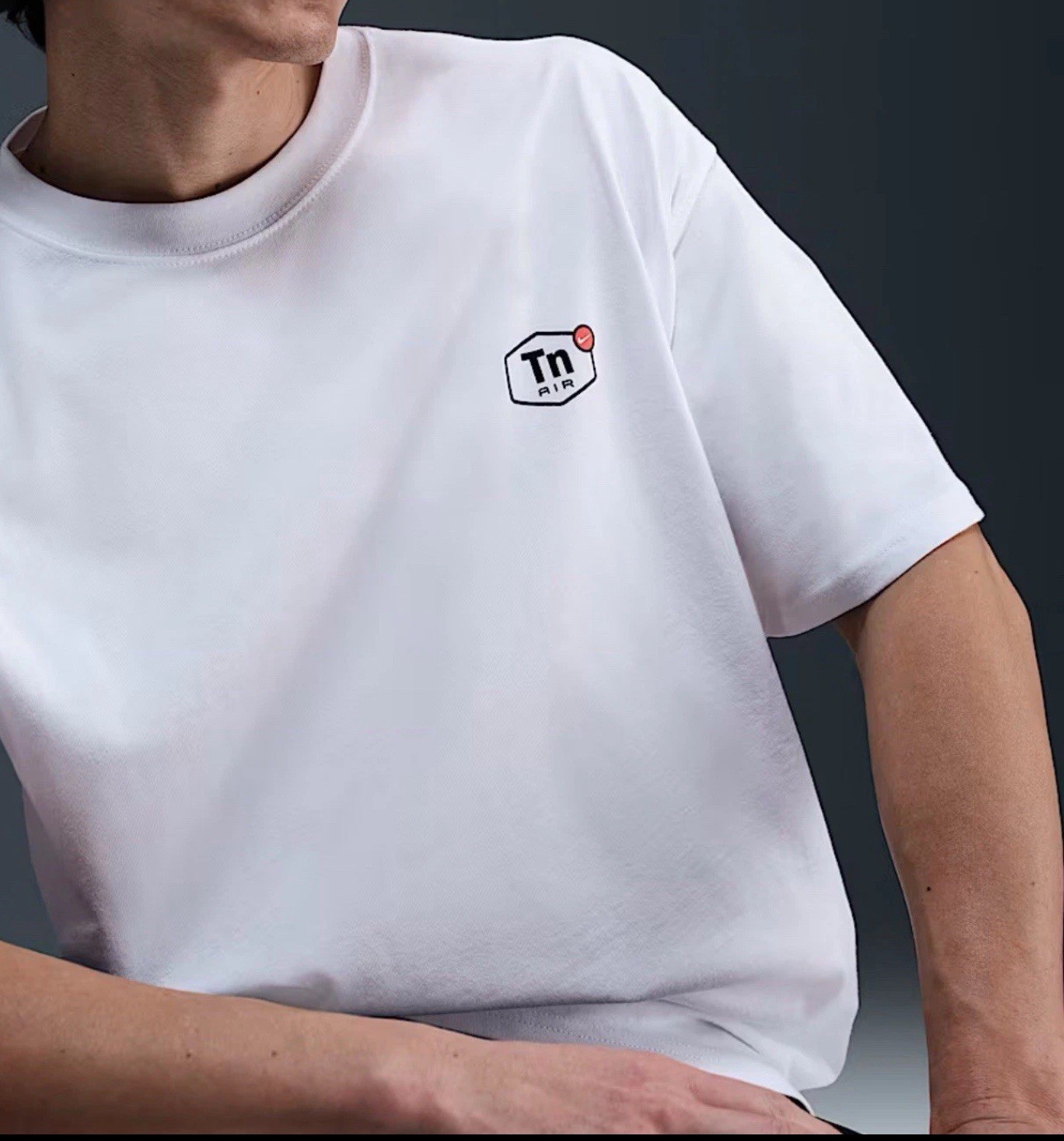 Nike Sportswear Max90 Tuned In TN Air Loose Fit T-Shirt HJ0750-100 Men’s Small gallery