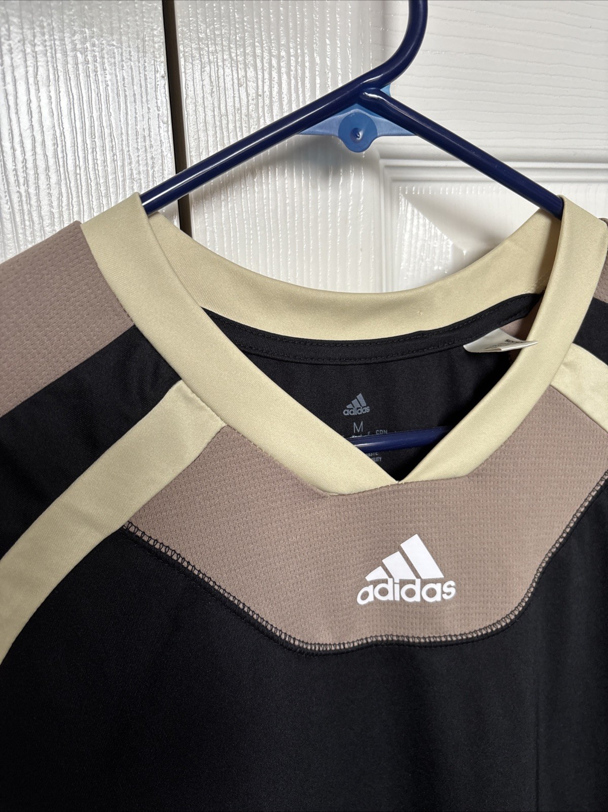 Adidas Black And Brown Dry Fit Mens Tshirt Size M gallery