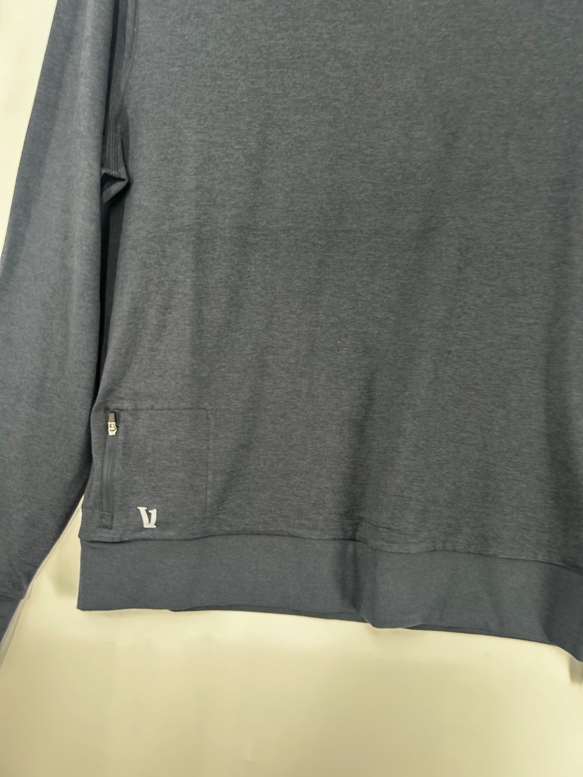 Vuori Mens Ponto Performance Crew MEDIUM Navy V224 ACTIVE WEAR EUC gallery