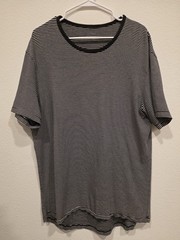 Mens Lululemon 5 Year Basic Tee Medium Black/White Stripe Curved Hem Athletic