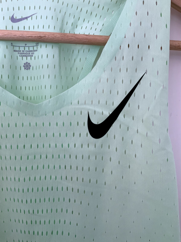 Nike AeroSwift Dri-FIT ADV Running Singlet Track Tank Vapor Green Men's Size S gallery