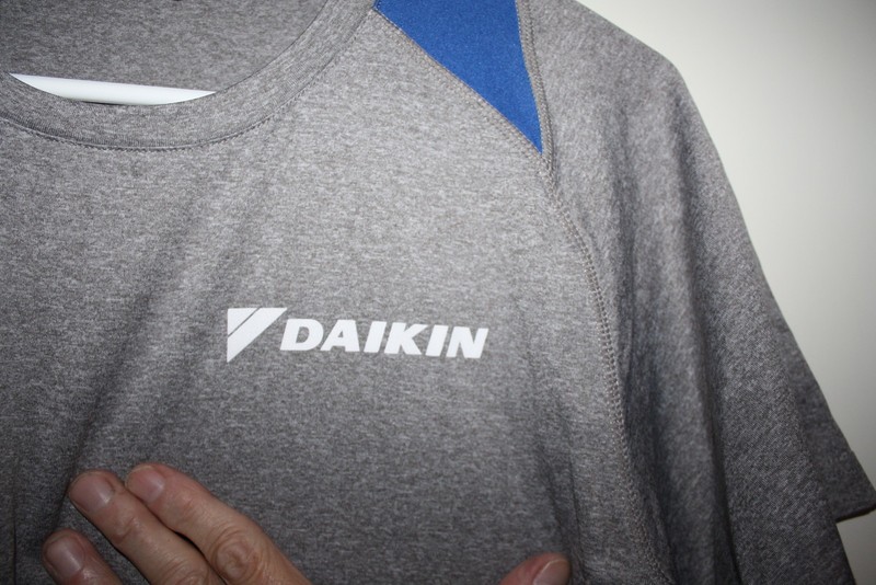 Sport-Tek Colorblock Competitor Tee Daikin Branded size Medium - good condition gallery