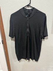 Lululemon Men Zip From Top Size L EUC Black Breathable Fabric Short Sleeve