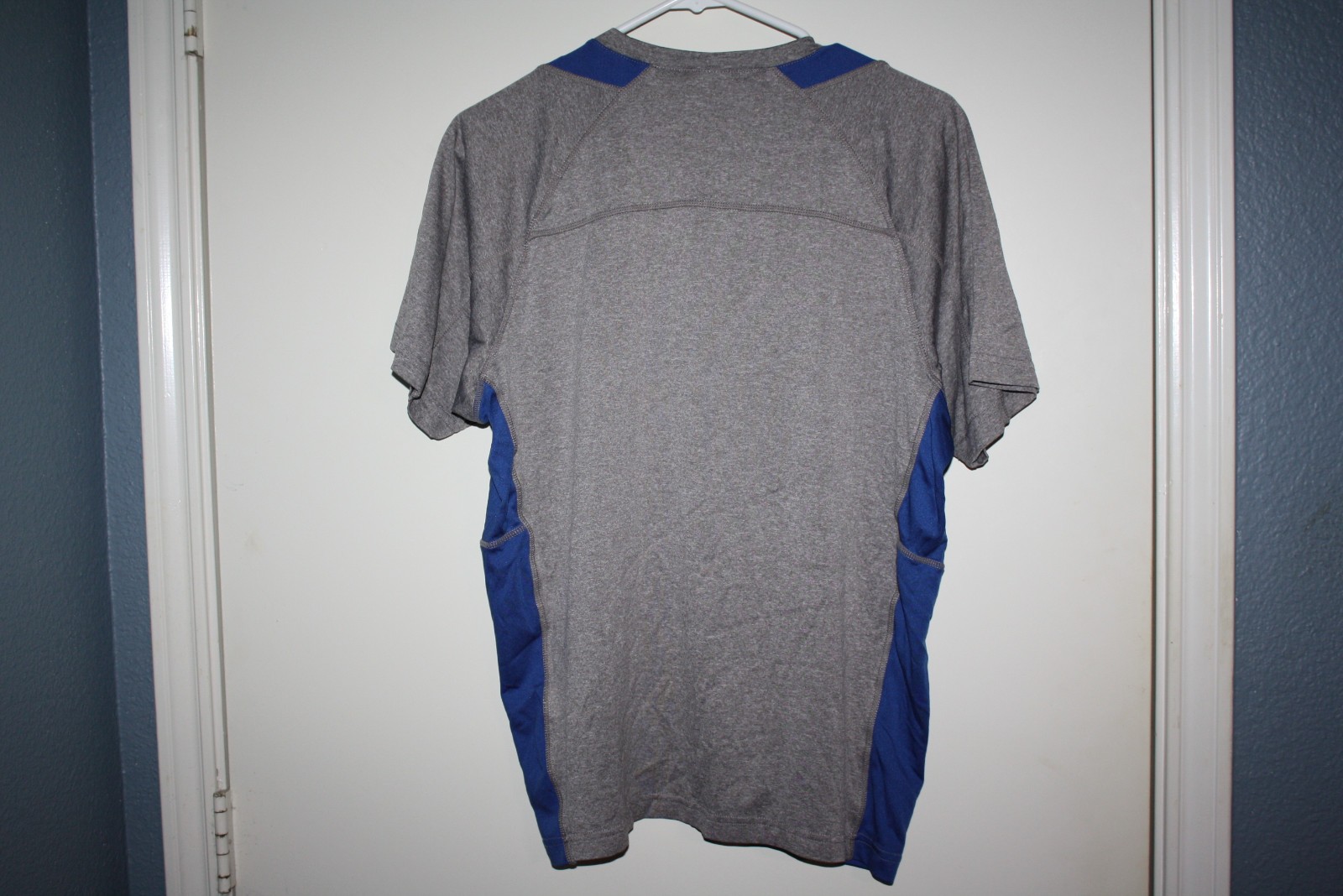 Sport-Tek Colorblock Competitor Tee Daikin Branded size Medium - good condition gallery