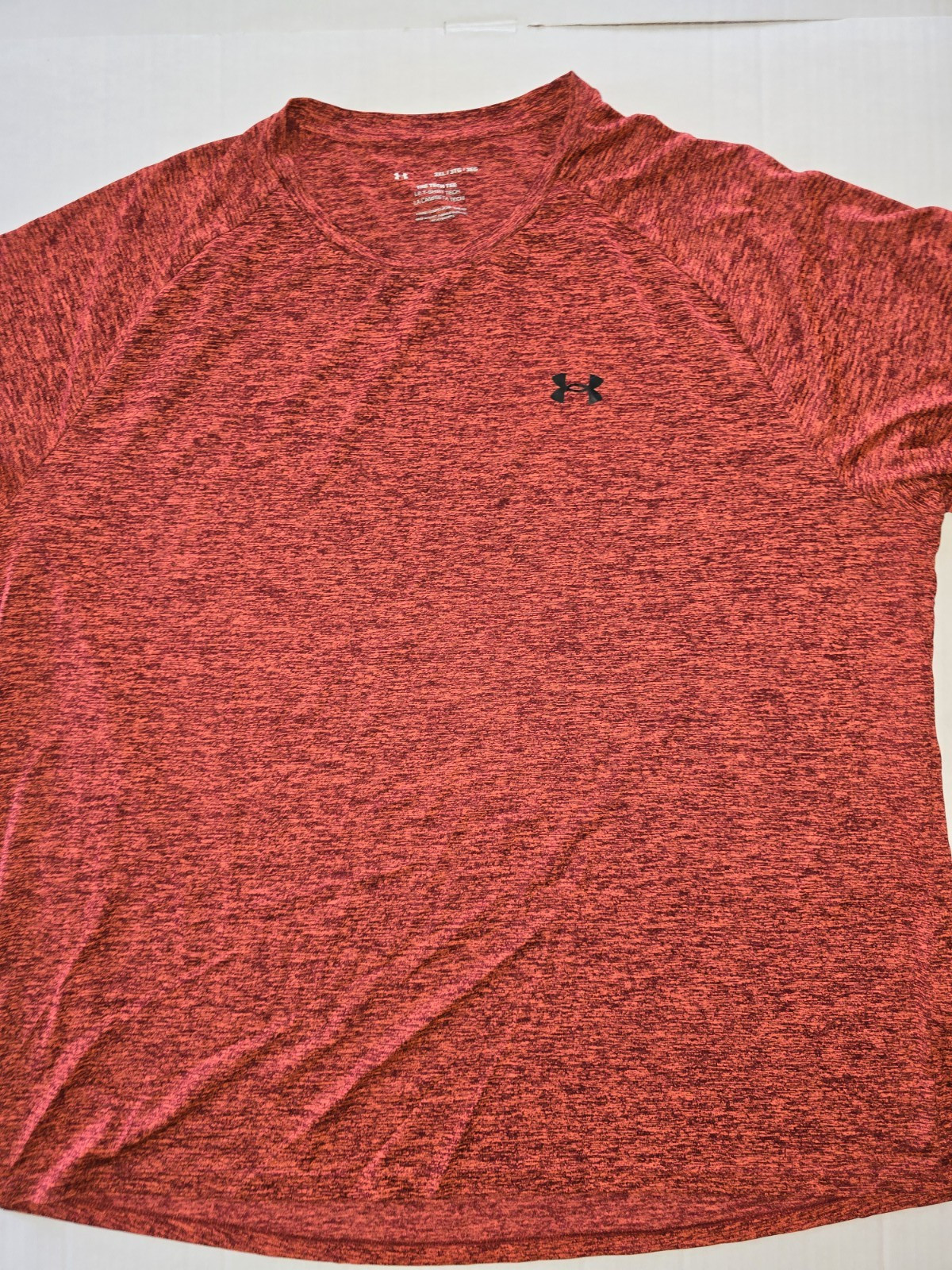 Under Armour UA Tech Men’s M Red Heather Lightweight Loose Fit Logo T-Shirt gallery