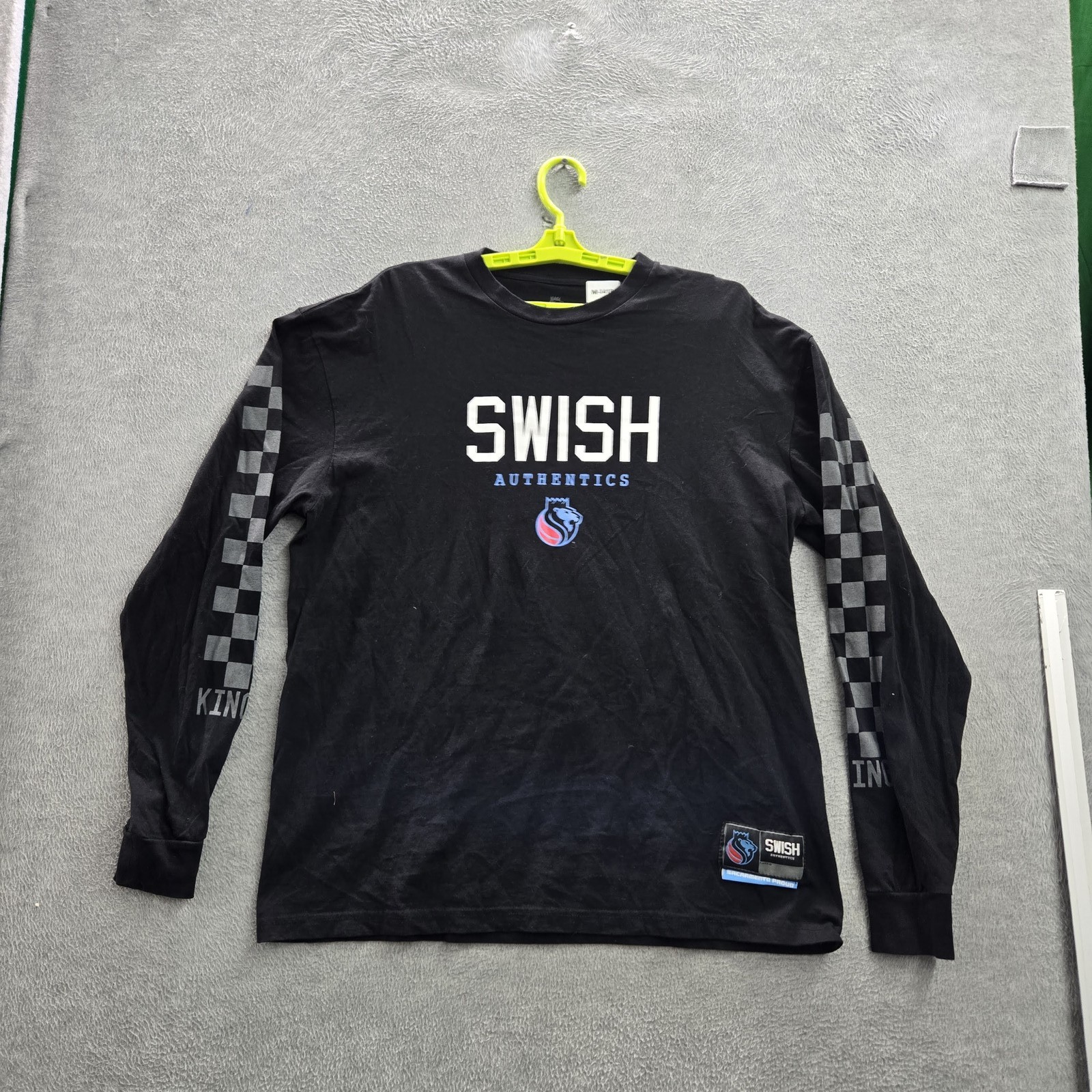 Sacramento Kings Men Shirt XL Black Swiss Authentics Logo Long Sleeve gallery