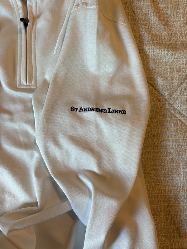 Men’s St. Andrew’s Castle Course 1/4 Zip Pullover Size Large White gallery