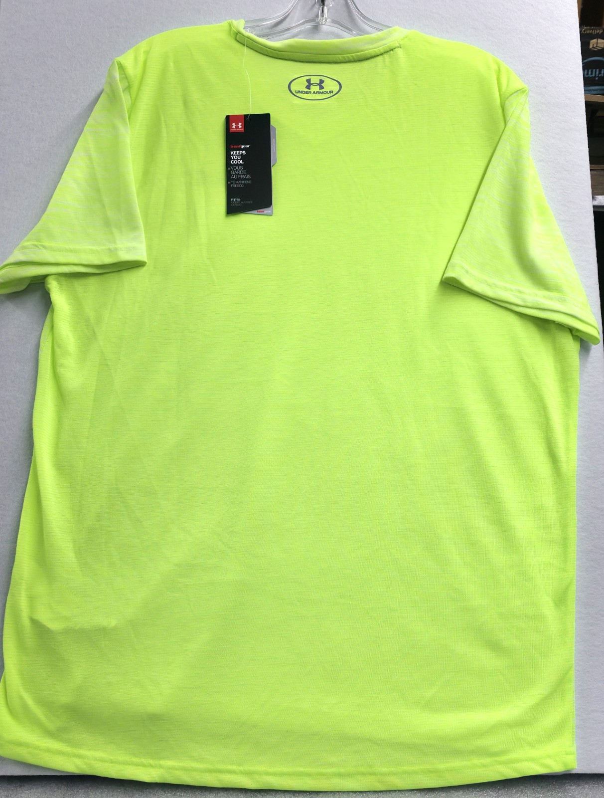 🌟 Under Armour Heat Gear Mens Large VNeck T-Shirt Hi Vis Green Fitted NWT gallery