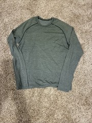 Lululemon Men’s MEDIUM METAL VENT TECH LONG SLEEVE 2.0 Wave Fade Rosemary Green