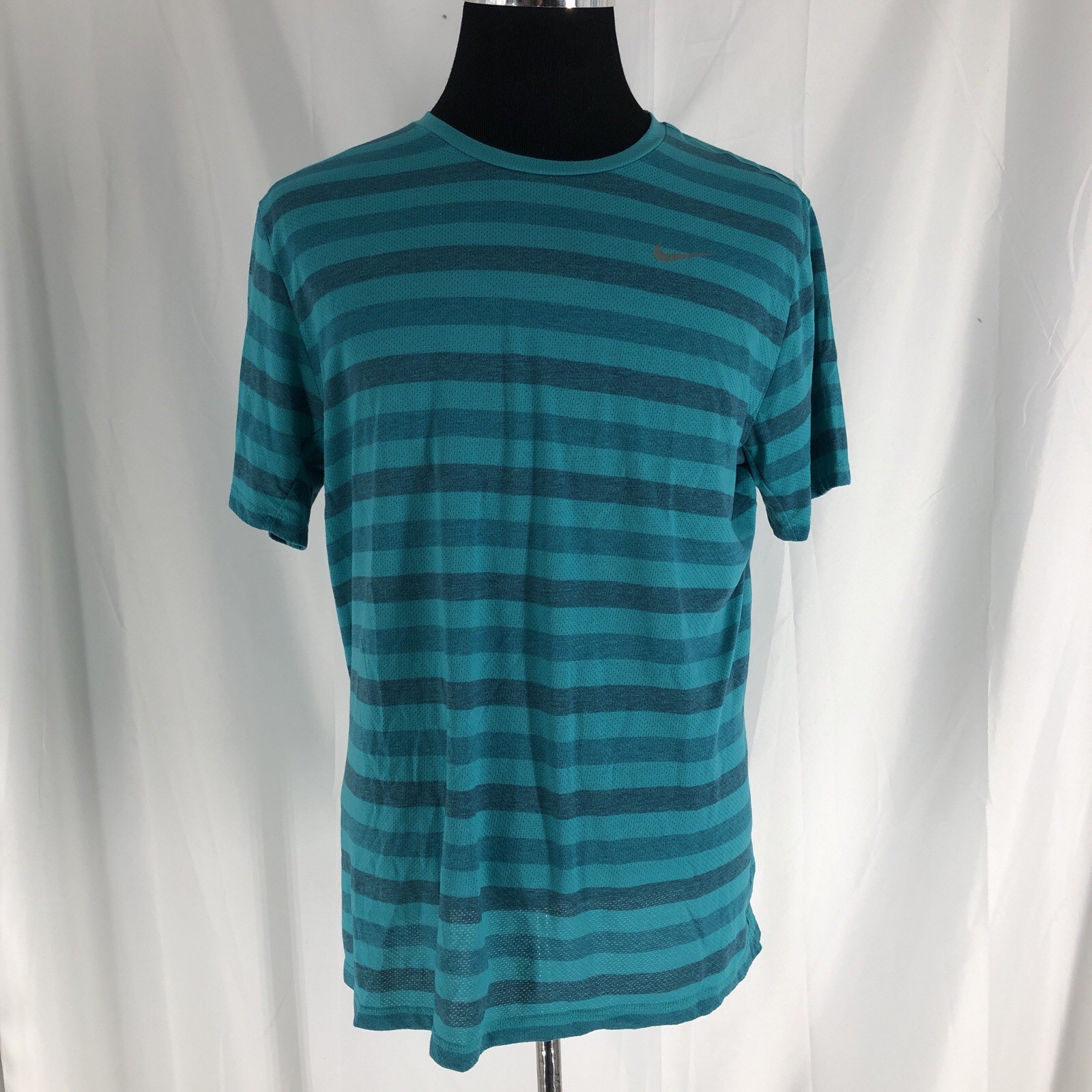 Nike Running Shirt Dri-Fit Men's Blue Stiped Top Back Pocket Size XL gallery