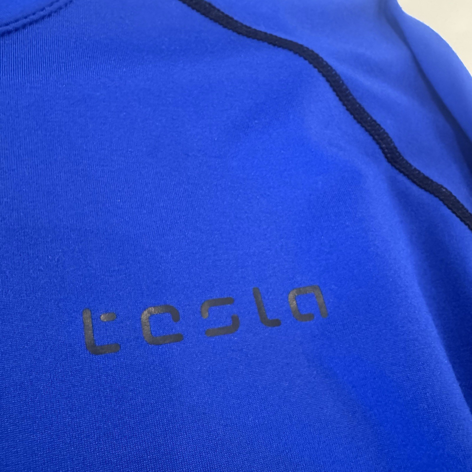 Tesla Performance Long Sleeve Shirt Men’s Size M Royal Blue& Black base Layer gallery