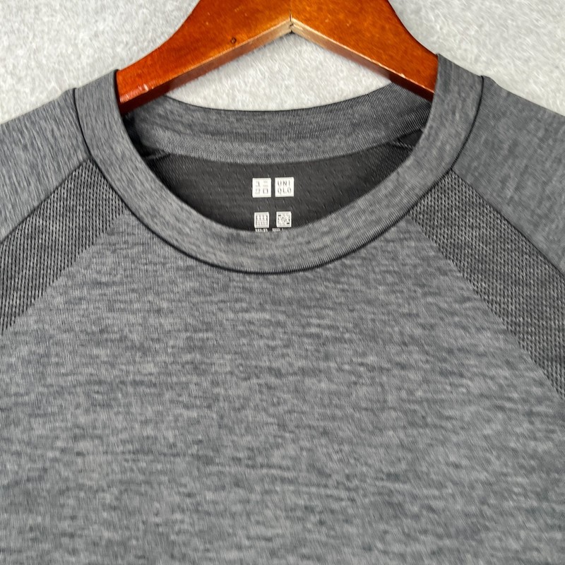 Uniqlo Long Sleeve Active Gym Shirt Dark Gray heather Training Stretch Mens M gallery