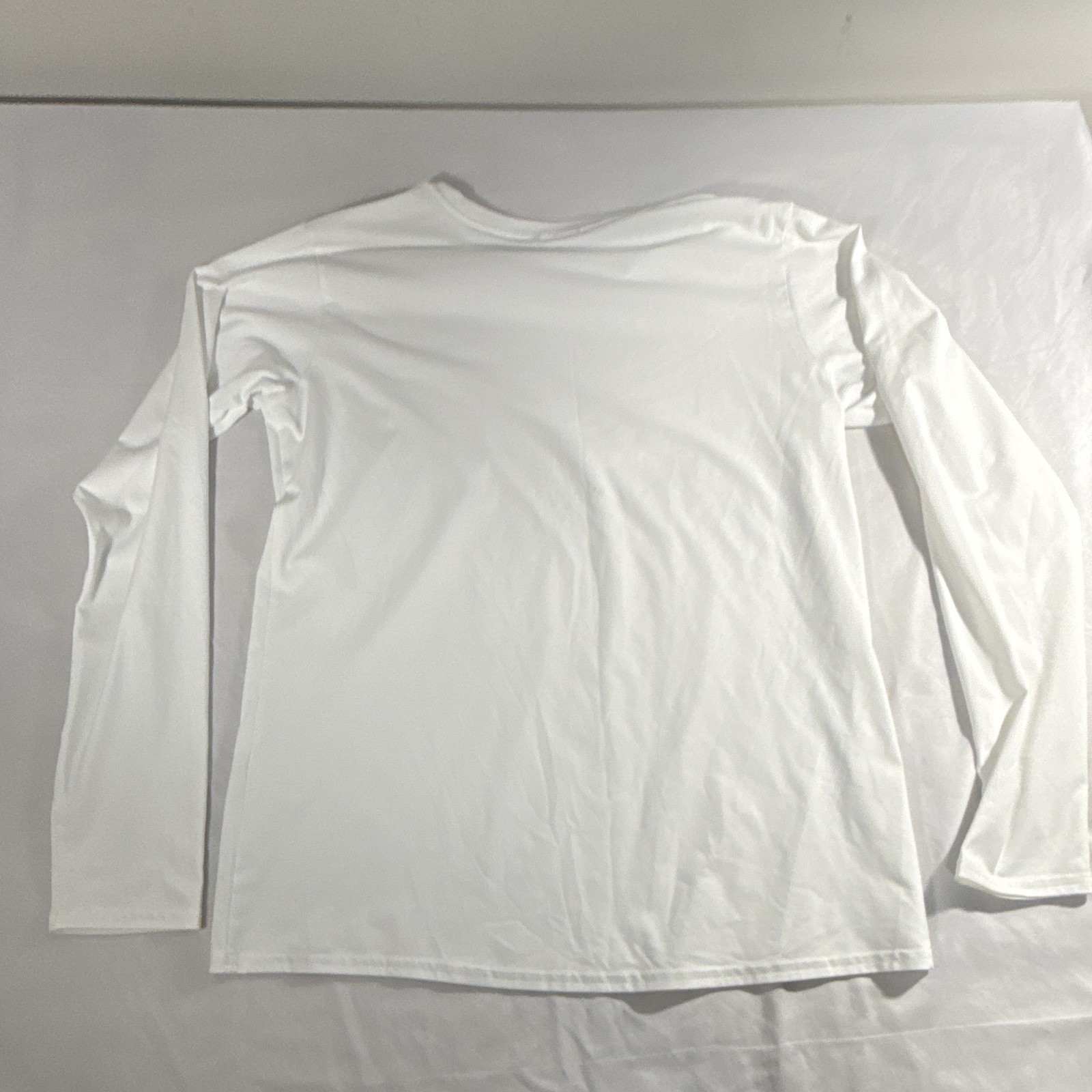 Patagonia Capilene Cool Daily Men's S White Long Sleeve Crew Neck Polyester Tee gallery