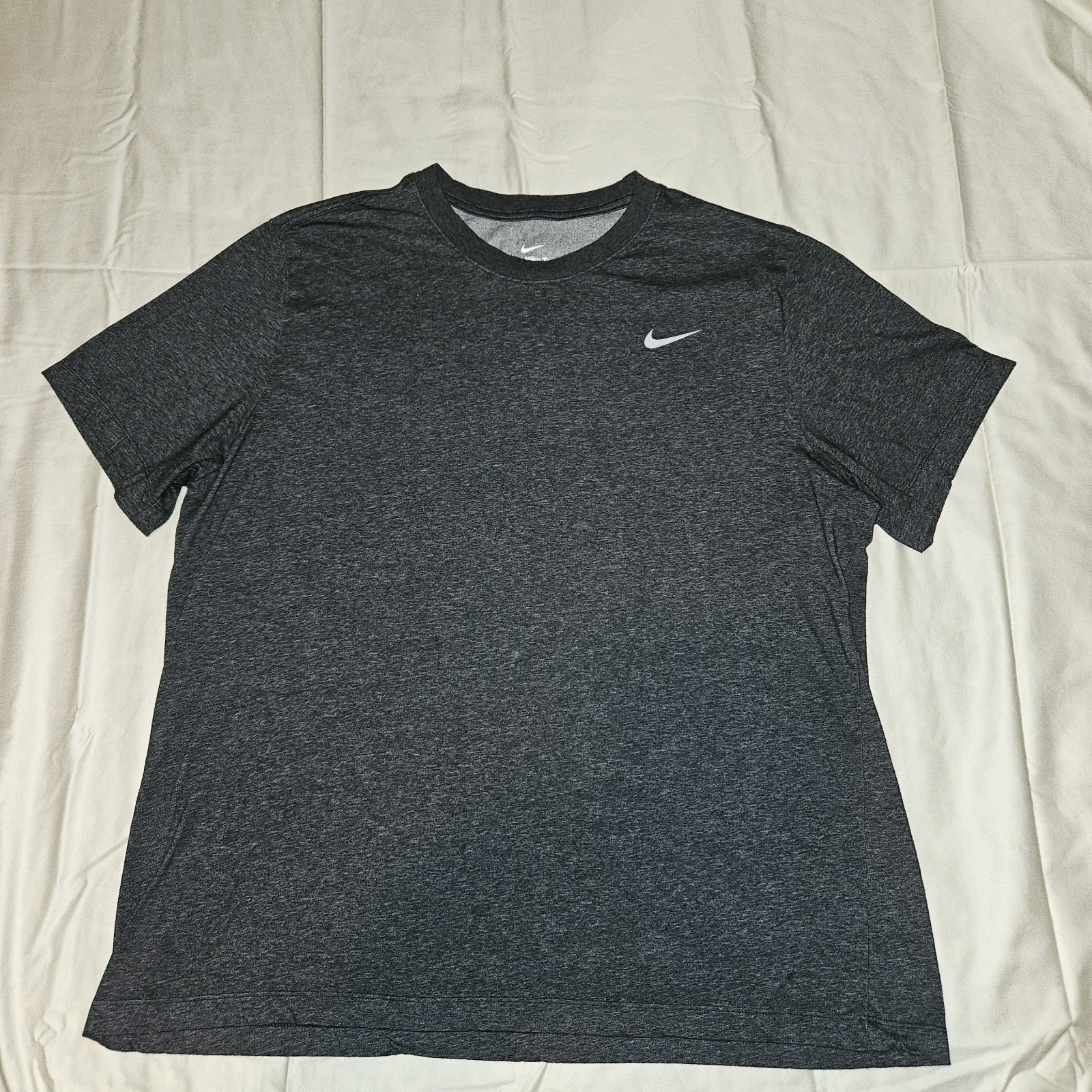 The Nike Tee Dri-Fit Men's Active T-Shirt Size XXL Color Dark Grey Heather gallery