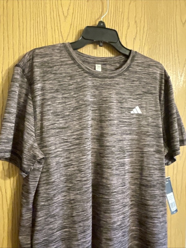 Men's Adidas Tech Tee Space Dye Mauve Short Sleeves Size Large gallery