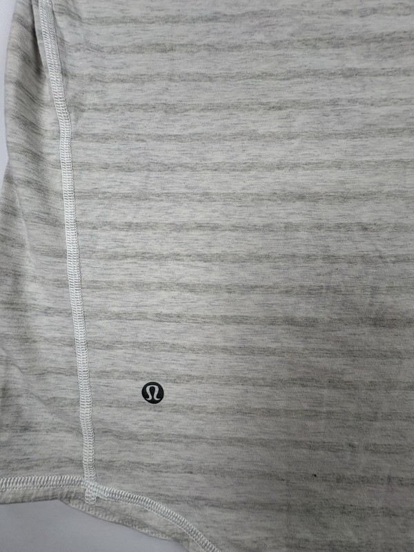 Lululemon Mens Large Henley Long Sleeve Oatmeal Heather Athletic Casual gallery