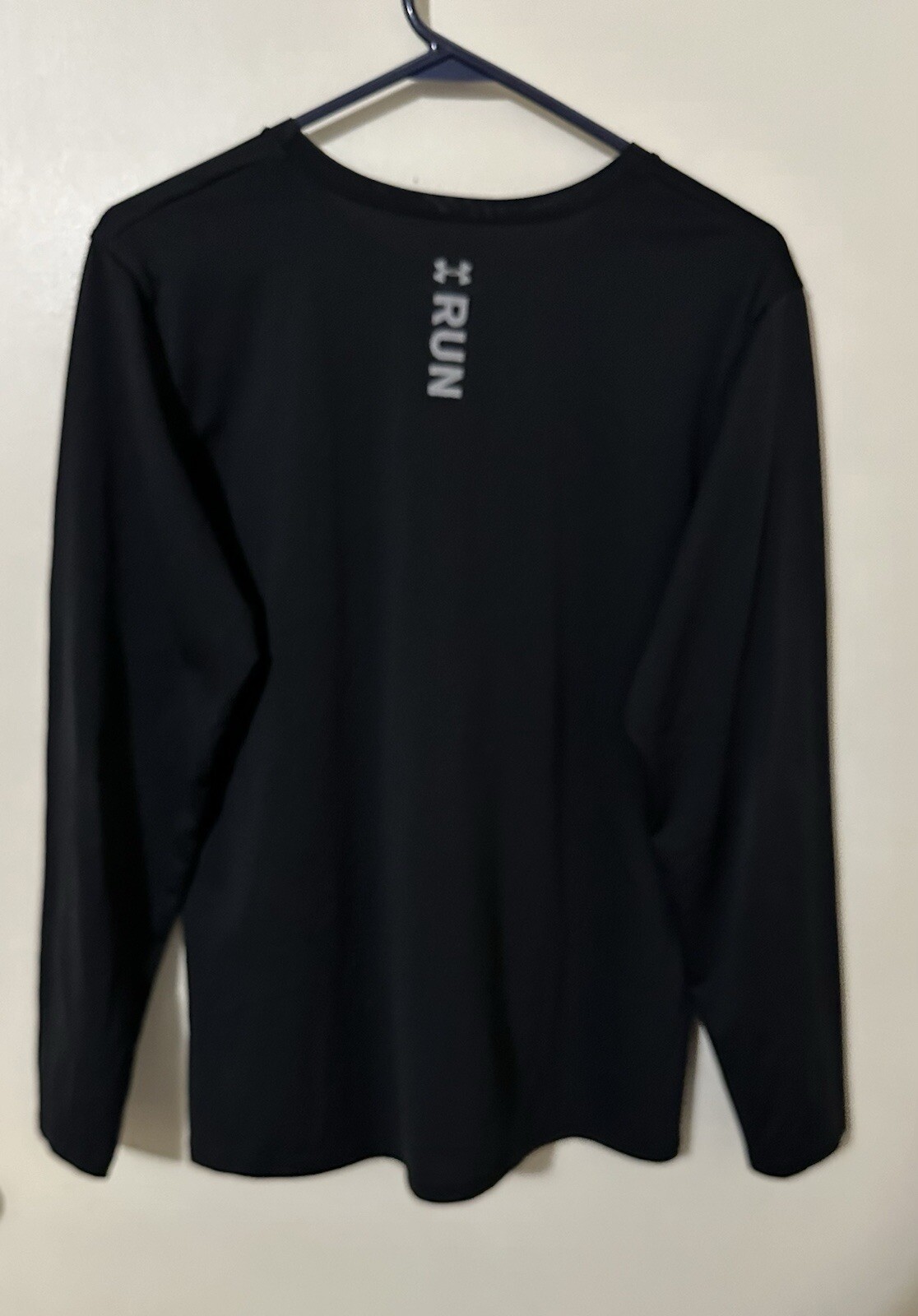 Under Armour Heat Gear Shirt Men XL Black Pit To Pit 22in. & L 26.5 In. gallery