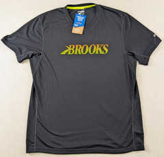 Brooks Running Shirt Mens Medium Black Performance Wicking Outdoors Training New