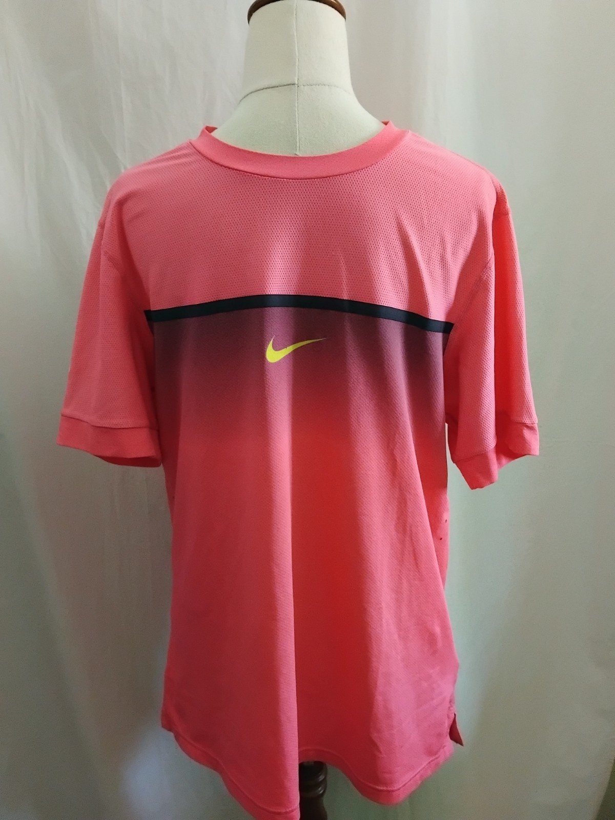 Nadal 2015 Australian Open Nike Pink Tennis Shirt Large gallery