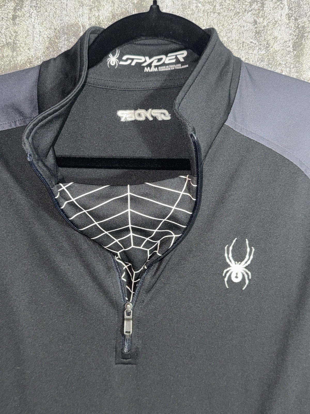 Spyder Mens Medium 1/4 Zip Performance Pullover Black Gray Spiderweb Top gallery