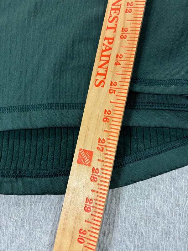 Duluth Trading Co Midweight Long Sleeve Crew Base Shirt (Men's Medium) Green gallery