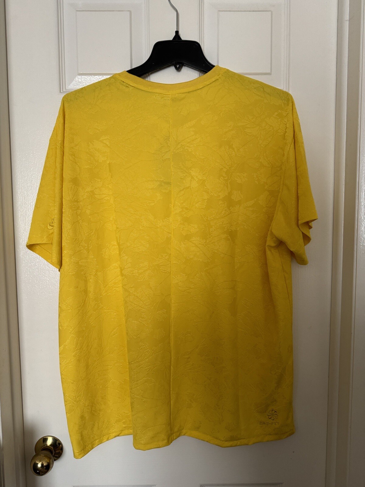 Nike Men's XL-Tall Dri-FIT Tech Pack Yellow Jaquard Short Sleeve Top DQ4300-719 gallery