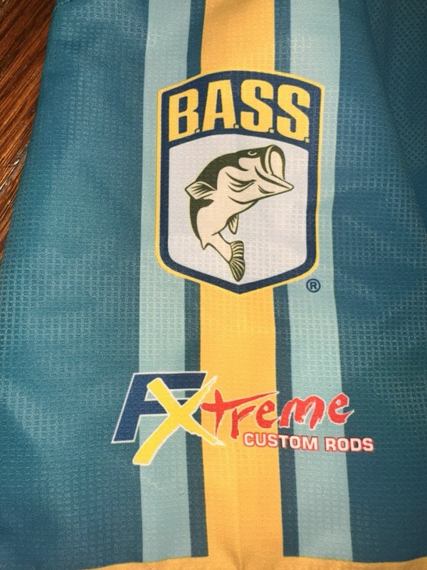 Men’s Medium 1/4 Zip Yellow and Blue Shirt gallery