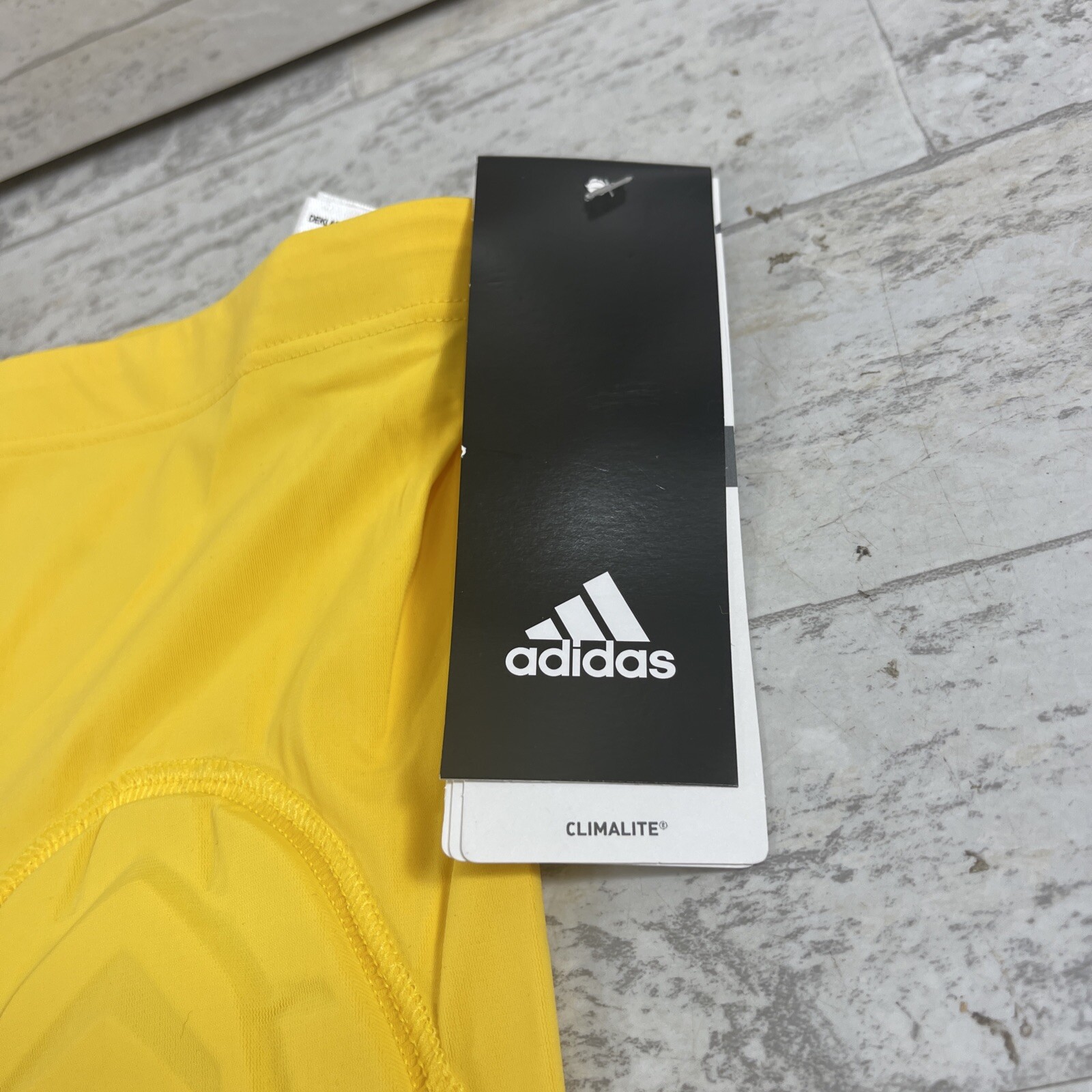 NWT Adidas Techfit Men's Padded Compression Arm Elbow Sleeve Yellow Set Of 2 -LT gallery