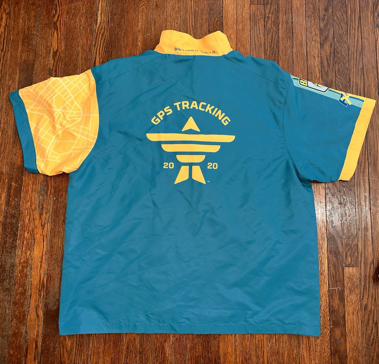 Men’s Medium 1/4 Zip Yellow and Blue Shirt gallery
