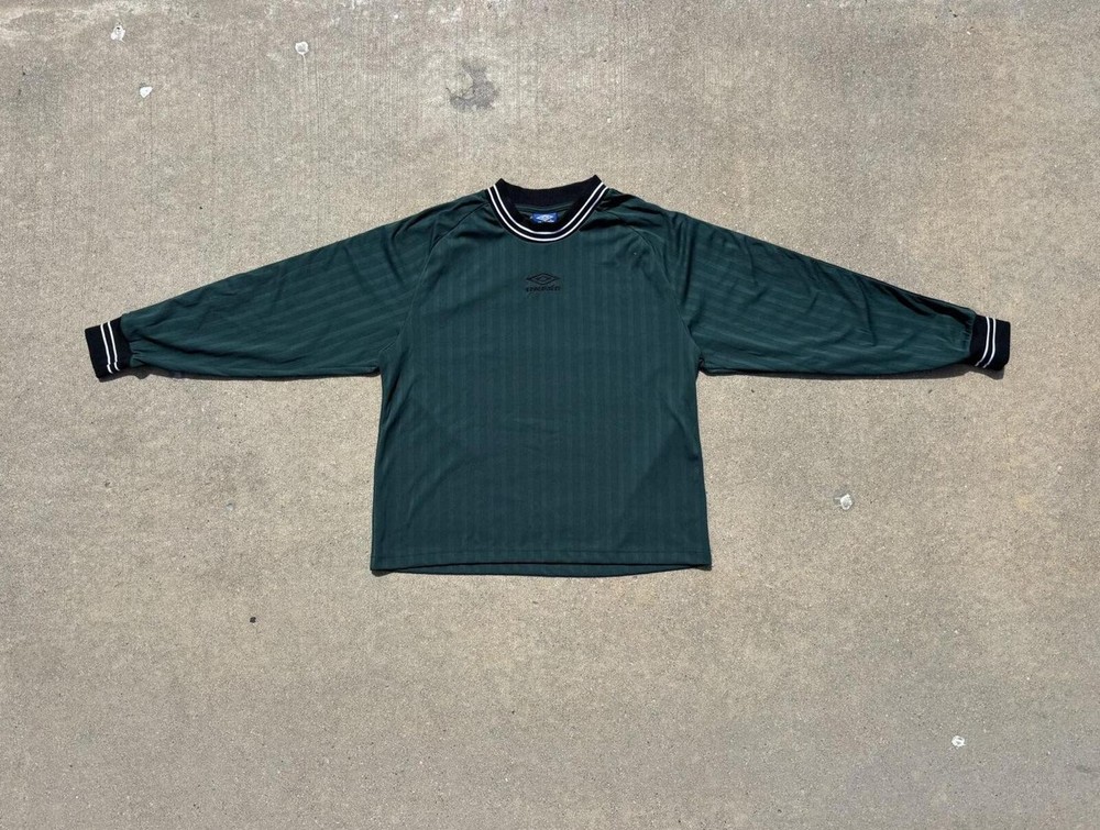 Vintage Umbro Men's Long Sleeve Soccer Jersey Dark Green