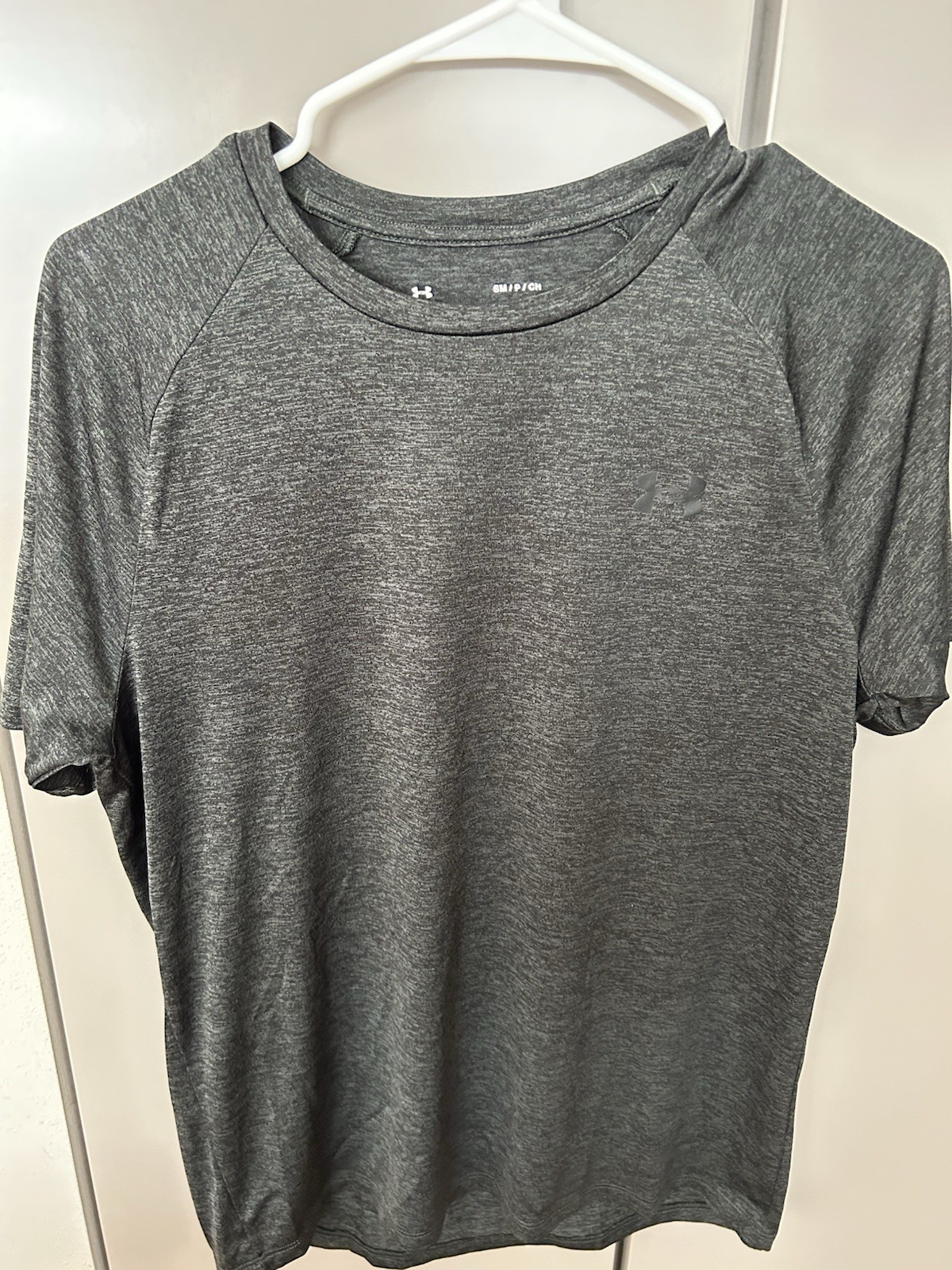 Men’s Small Under Amour Tech black/green Crew Neck Athletic Shirt gallery