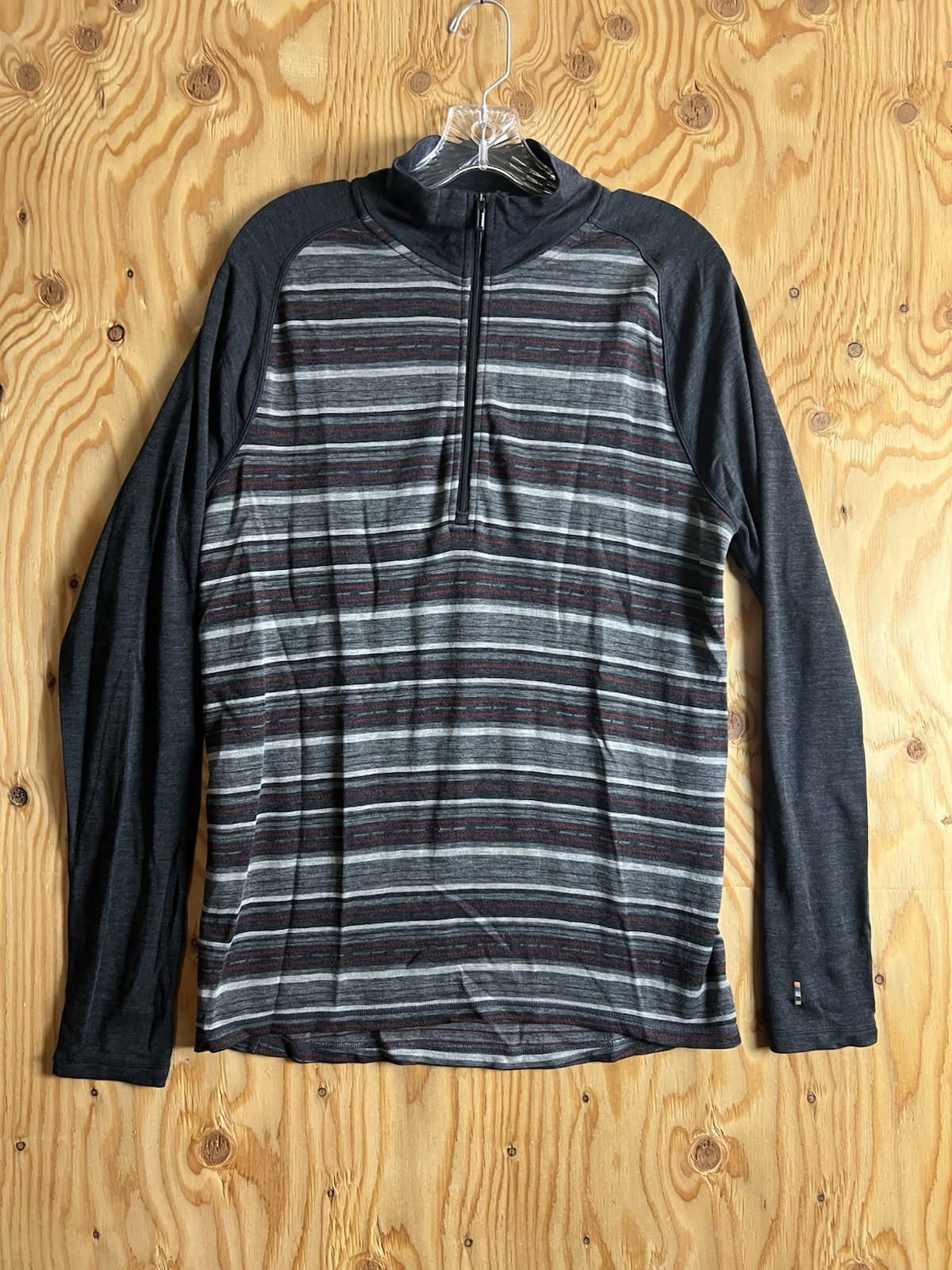 SmartWool Merino Wool 250 Pullover Sweater Base Layer 1/4 Zip Mens M Grey Black gallery