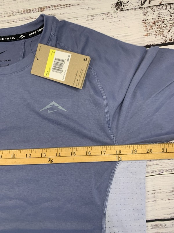 Nike Solar Chase Men's SMALL Dri-FIT ADV Short-Sleeve Running SHIRT HJ3580 $65 gallery
