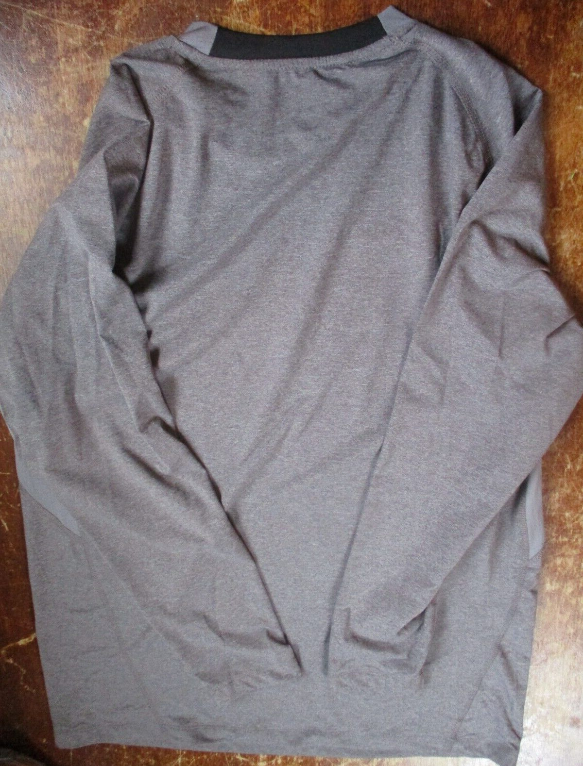 Men’s Starter performance long-sleeved shirt XL (84% polyester 16% spandex) gallery