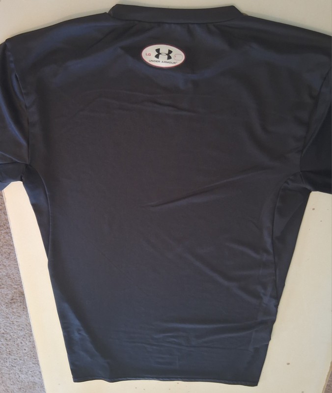Under Armour DC Comics Batman Large Compression Tee Shirt gallery