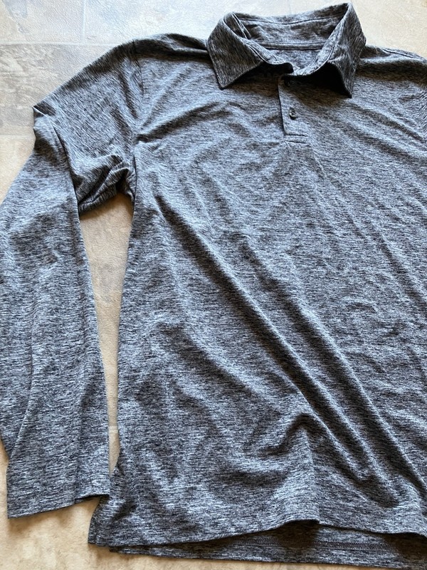 St. John's Bay -Performance -Lightweight Pull-Over Men's Size Small gallery