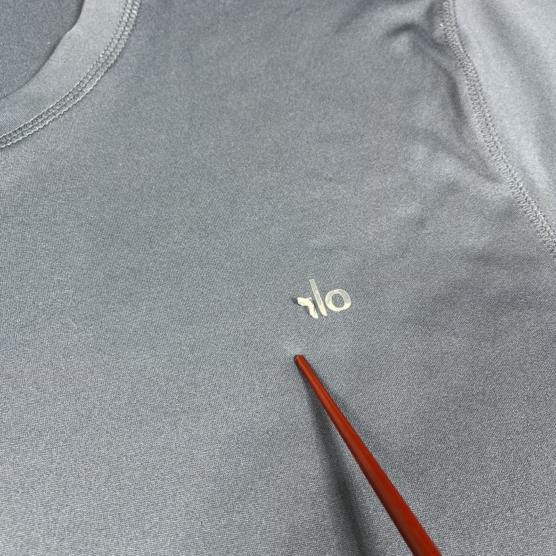 Alo Yoga CoolFit Shirt Adult 2XL XXL Gray Performance Stretch Workout Gym Mens gallery