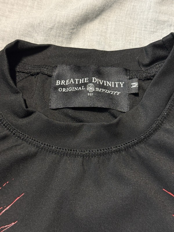 Breathe Divinity Compression, Red, Grey, Black, Size Medium gallery
