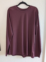 GAP Fit Mens Long Sleeve Activewear L Burgundy Lightweight Tee Excellent Outdoor