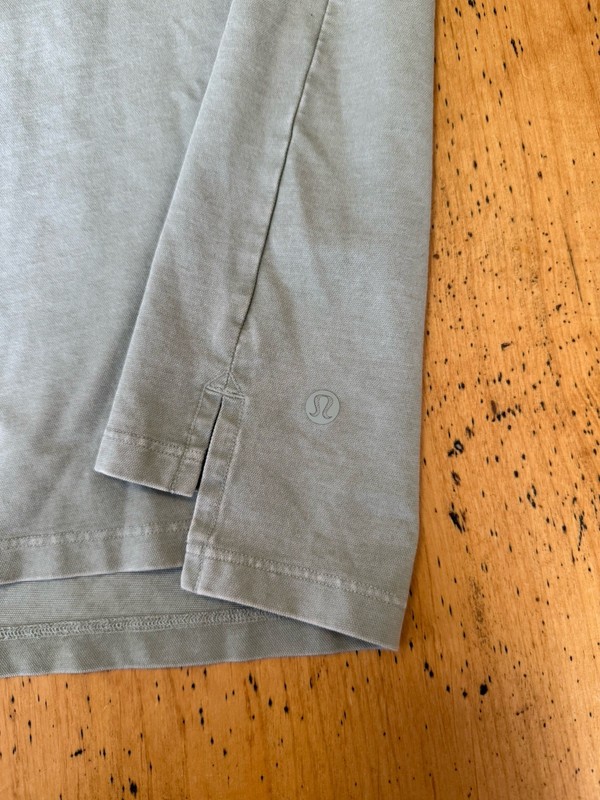 Lululemon The Fundamenta Large T-Shirt Mens Sage Green Crew Neck Short Sleeve gallery