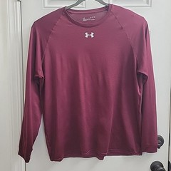 Under Armour Loose Heat Gear Long Sleeve | Men’s XL Maroon/Burgundy
